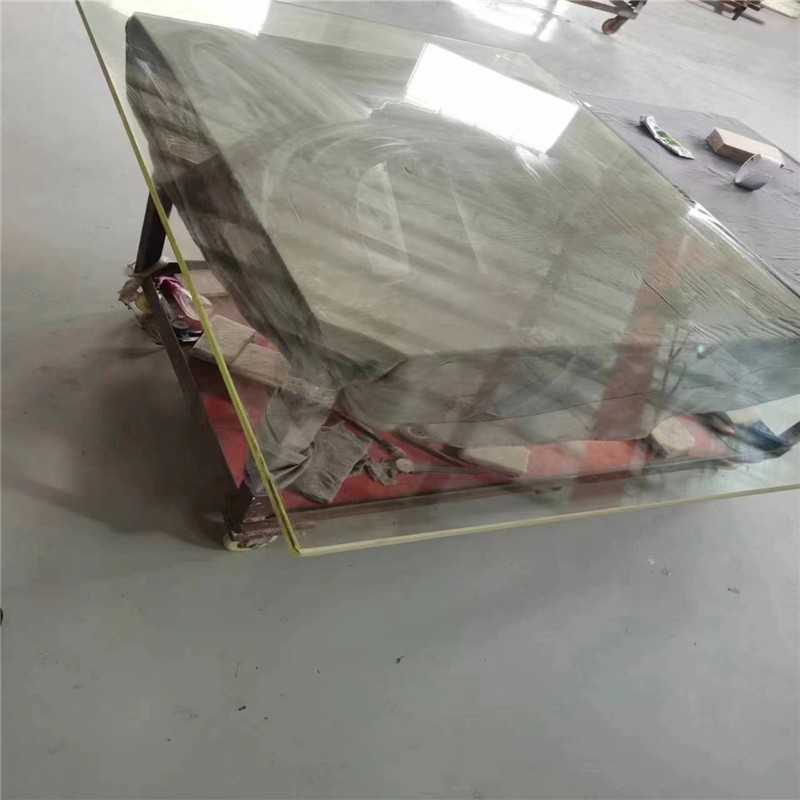 丰满铅玻璃